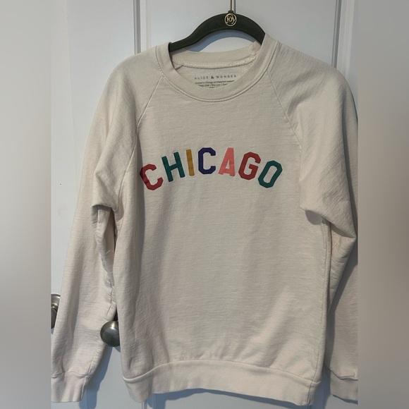 Alice & Wonder Chicago Graphic Sweatshirt Small - Picture 3 of 6